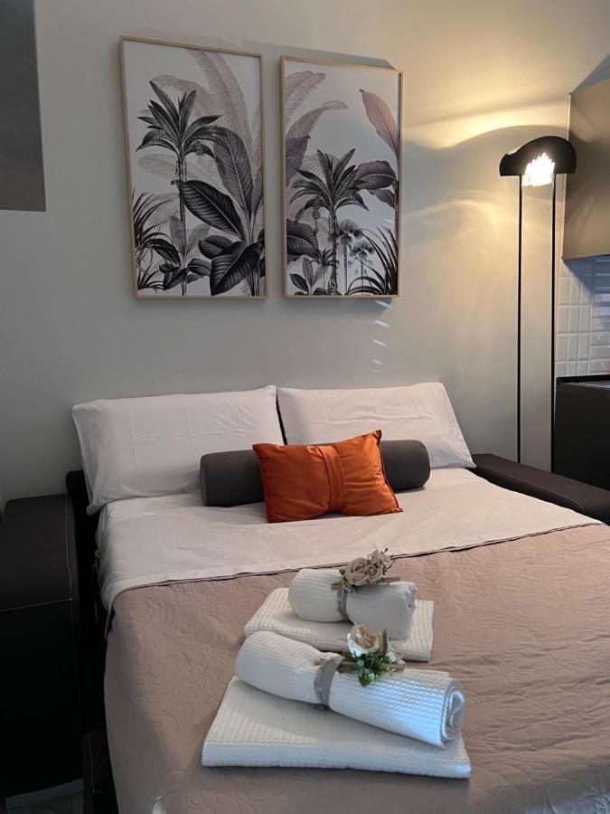 La Casa Di Ale 69 Apartment เนเปิลส์ ภายนอก รูปภาพ